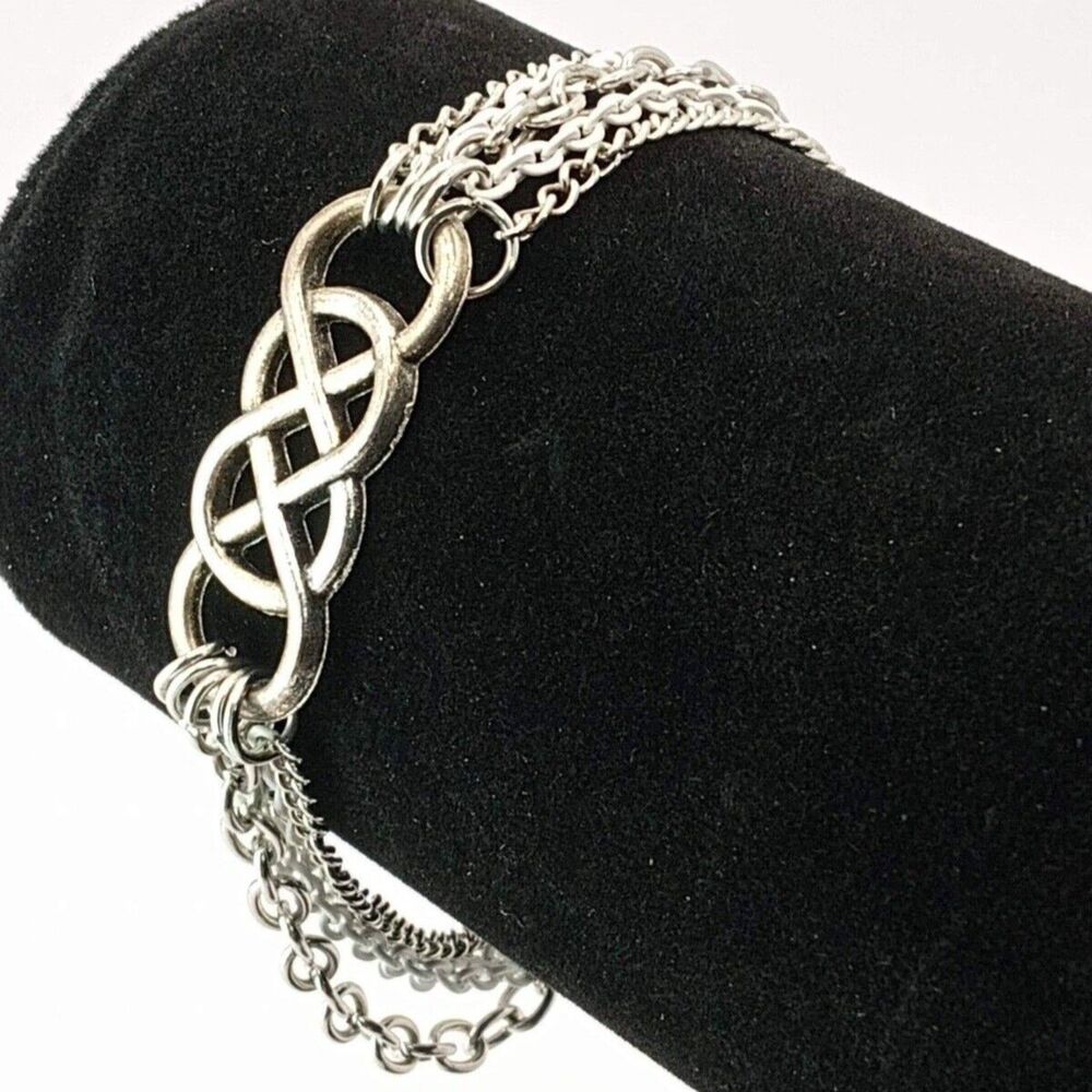Vintage Interlocking Knots Fashion Bracelet Unique Chain Design